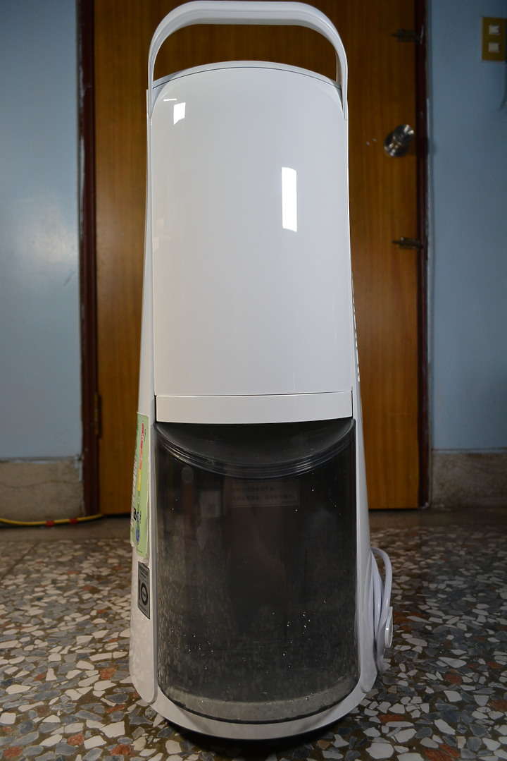 【試用分享】LG PuriCare變頻除濕機- 除溼真夠力&過敏遠離我