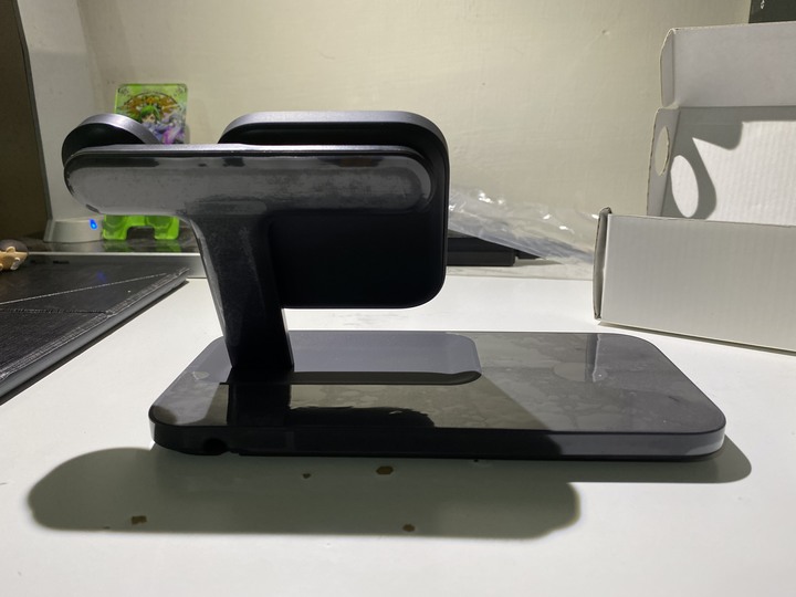 [開箱] Logitech POWERED 3-in-1 Dock 羅技三合一無線充電板