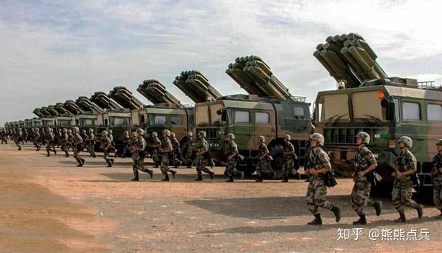 中国射程500公里火箭炮正式公开！网友:还好意思叫火箭炮？