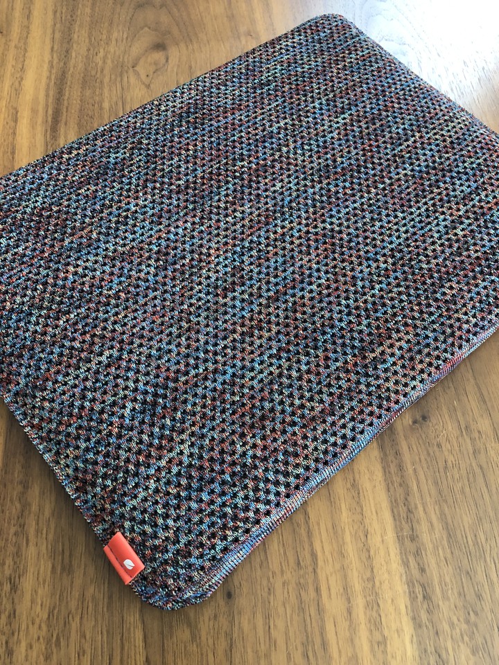 Incase PerformaKnit Slip Sleeve for MacBook Pro 16