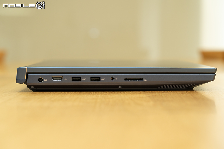 ASUS ProArt StudioBook Pro X W730 測試 隨行的創意工作站！