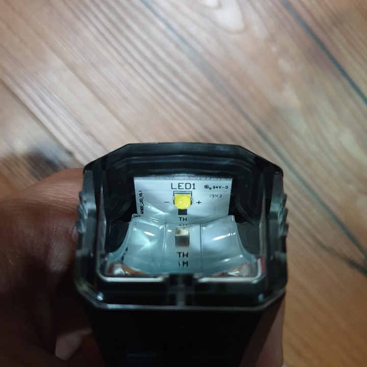 減少照明死角的DOSUN-AF800使用心得