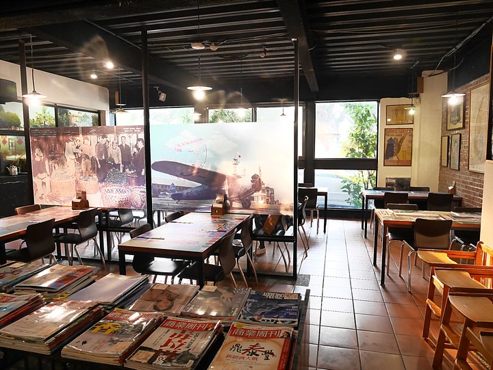 【是食記也是遊記】臺中市 北區 香蕉新樂園 — 營運了30年,即將畢業的臺灣懷舊餐廳