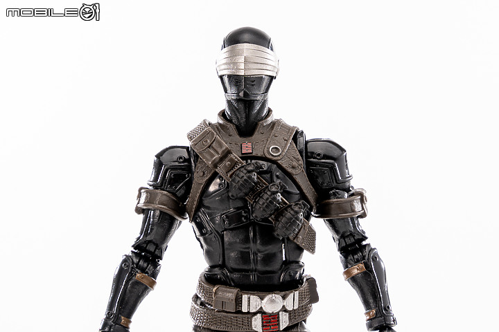 孩之寶 G.I. Joe Classified Series 蛇眼「豪華版」開箱報告 由外至內都讓人驚艷！