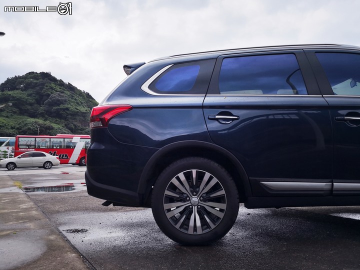 純粹分享Mitsubishi Outlander(純圖)4