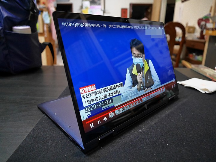造型吸睛、輕巧便攜、使用順暢 — 商用筆電的最優選 — 《HP EliteBook Dragonfly》體驗心得