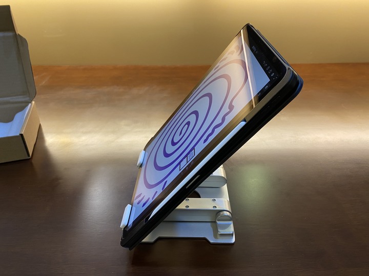[開箱與推薦] iPad Pro 畫畫必備支架 Raymii R37 平板支架 Raymii FS1 站立支架