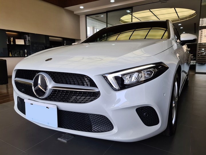 點我看大圖 賓士新車陪同交車記錄 A200 Sedan & CLA200 Shooting Brake