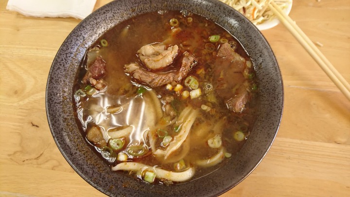 [樂山童盟] [台北文山] 德記刀削牛肉麵