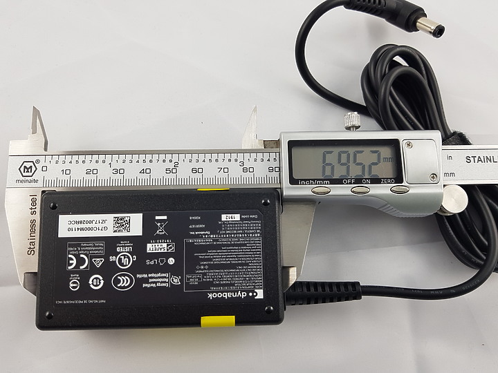 『小亞開箱』dynabook Satellite L40-G 繼承"TOSHIBA"的意志傳承