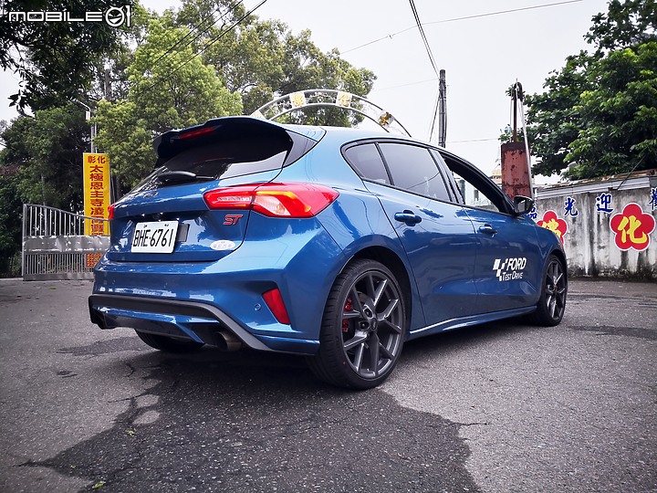 純粹分享Ford Focus ST(純圖)