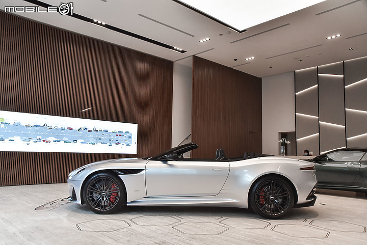 【採訪】敞篷的浪漫,Aston Martin DBS Superleggera Volante/DBS Inspired by DBR1抵台現身!