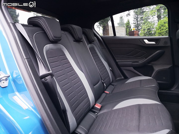 純粹分享Ford Focus ST(純圖)