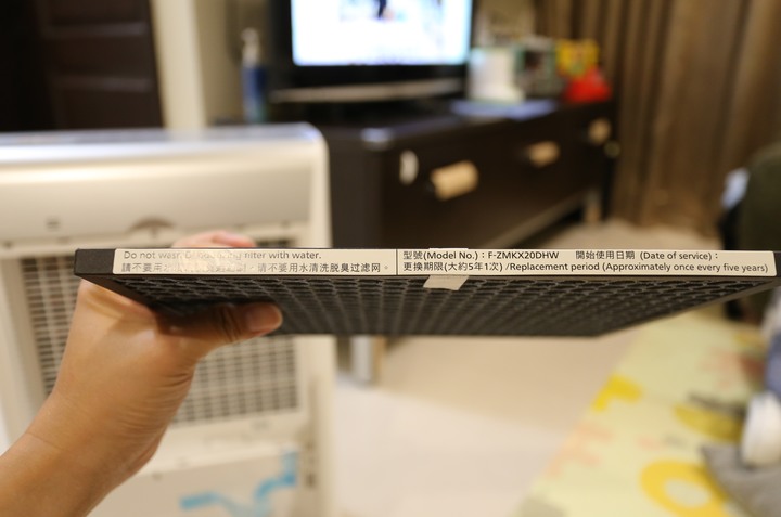 Panasonic帶給我居家空間每天的谷關好空氣,清淨除溼機F-Y20FH開箱及使用心得!!