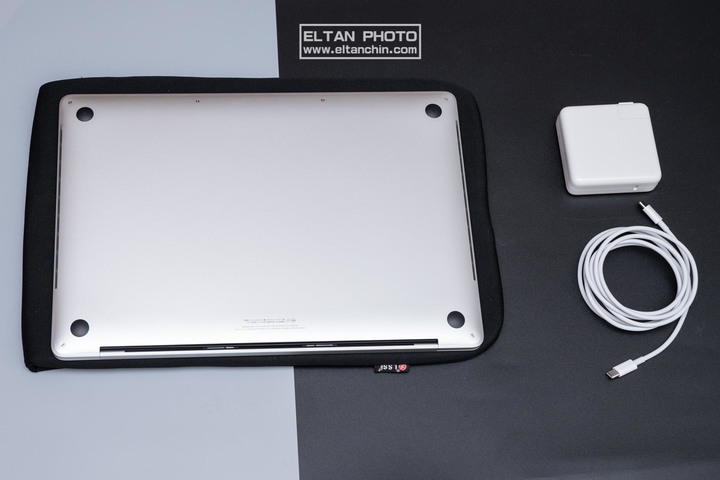 【評測開箱】300元電競筆電轉檔效能居然贏過8900元的Macbook Pro 16吋？