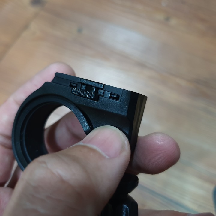 減少照明死角的DOSUN-AF800使用心得