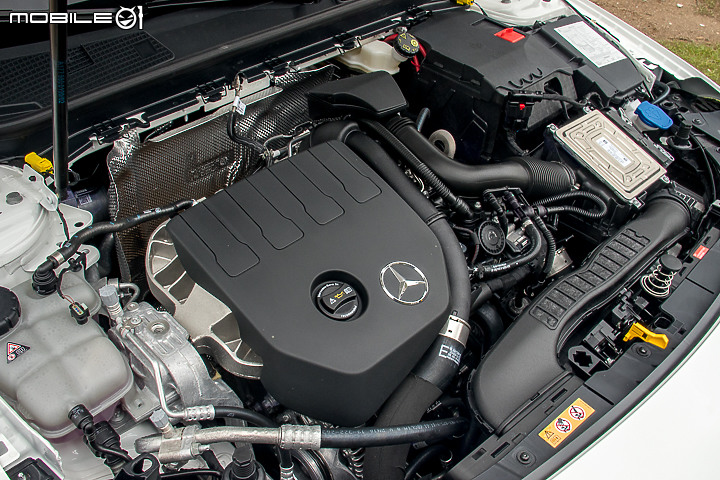 Mercedes-Benz A180 運動版試駕 入門動力也有一身勁裝