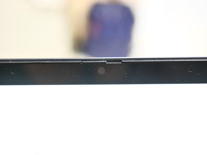 造型吸睛、輕巧便攜、使用順暢 — 商用筆電的最優選 — 《HP EliteBook Dragonfly》體驗心得