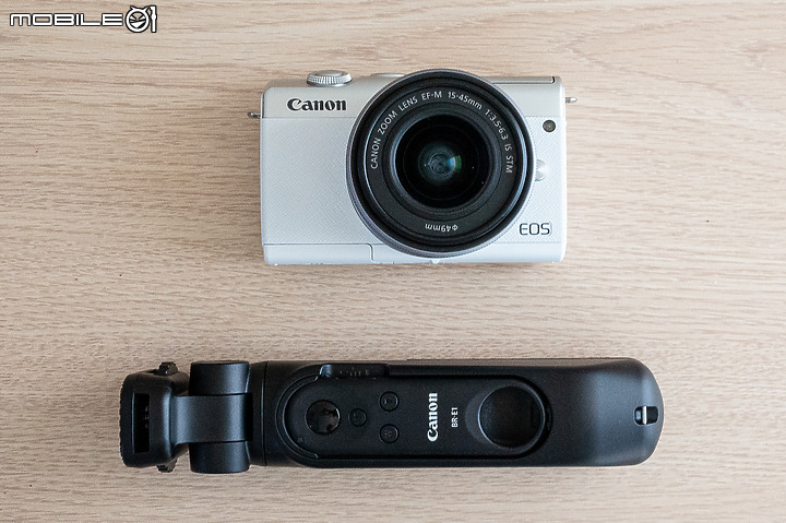 Canon EOS M200 自拍美機｜加入眼部 AF 技術‧直式錄影也可以！