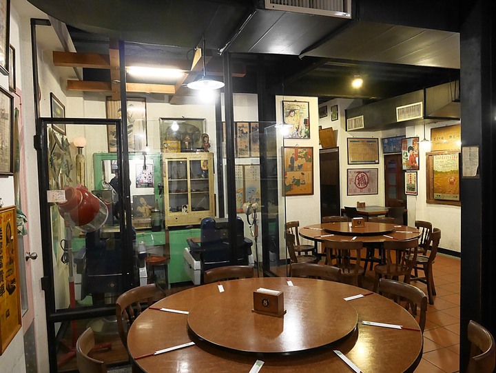 【是食記也是遊記】臺中市 北區 香蕉新樂園 — 營運了30年,即將畢業的臺灣懷舊餐廳