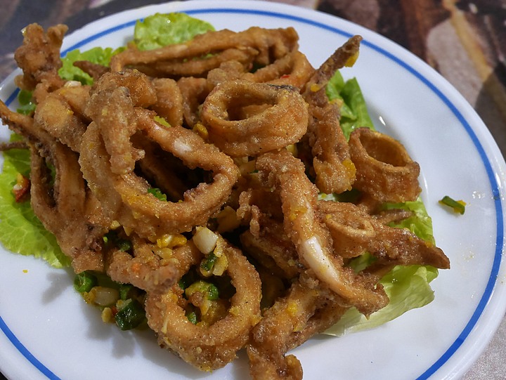 【是食記也是遊記】臺中市 北區 香蕉新樂園 — 營運了30年，即將畢業的臺灣懷舊餐廳