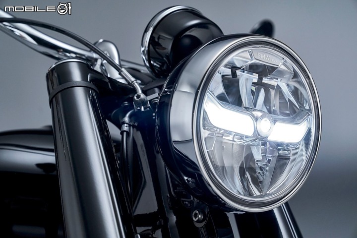 【海外快訊】美感與古典的總和!BMW Motorrad R 18 全新氣冷巡航車系正式登場