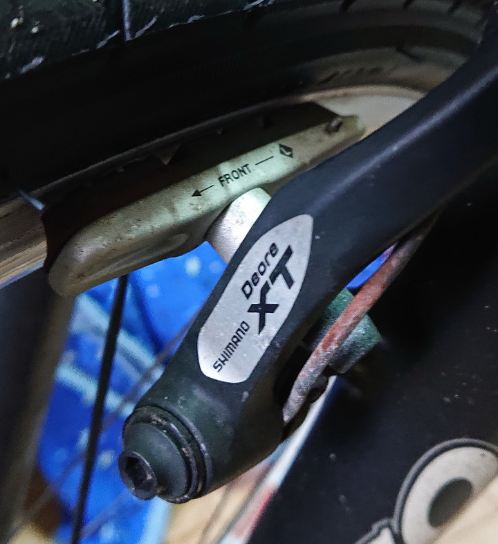 請問 shimano V夾煞車皮更換問題
