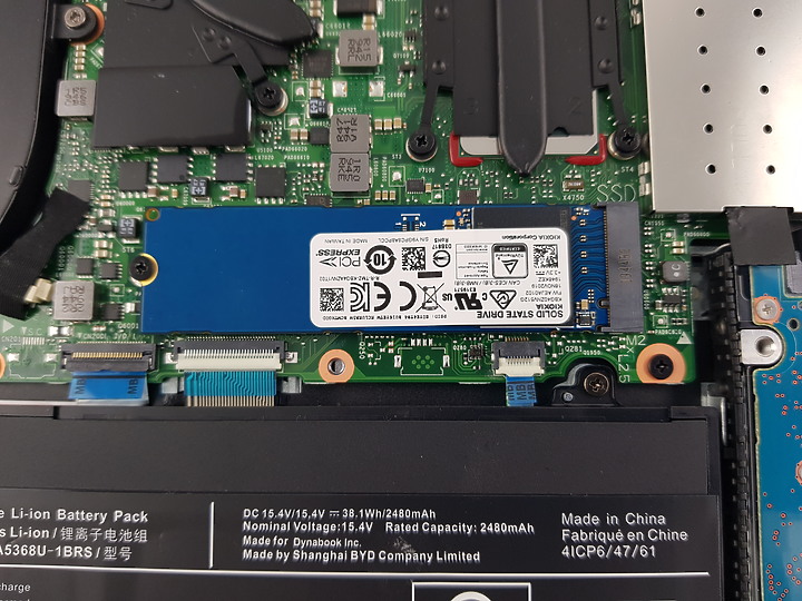 『小亞開箱』dynabook Satellite L40-G 繼承"TOSHIBA"的意志傳承