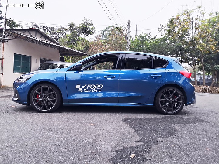 純粹分享Ford Focus ST(純圖)