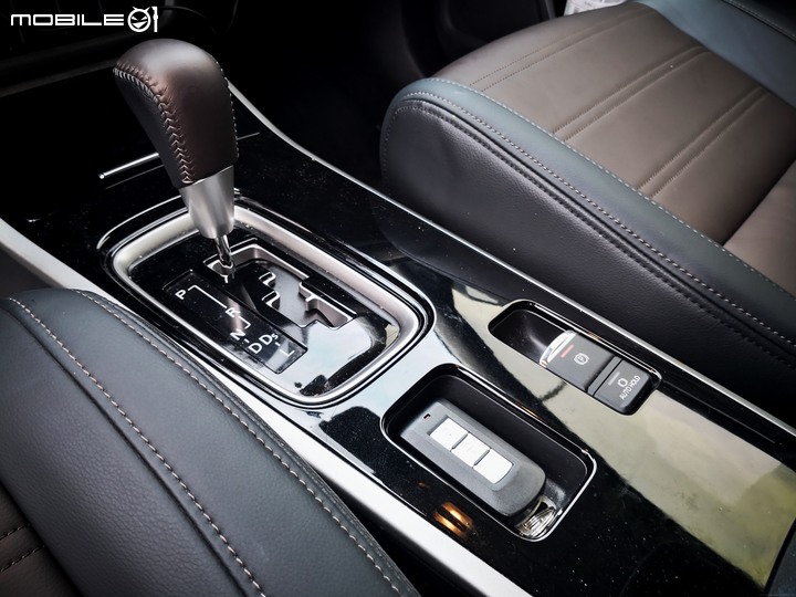 純粹分享Mitsubishi Outlander(純圖)4