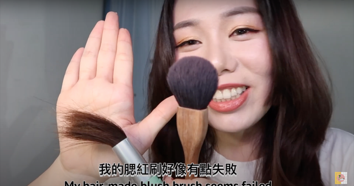 點我看大圖 用頭髮做刷具