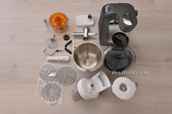 點我看大圖 Bosch精湛萬用廚師機開箱