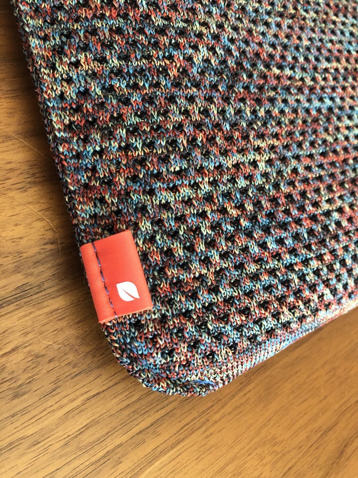 Incase PerformaKnit Slip Sleeve for MacBook Pro 16