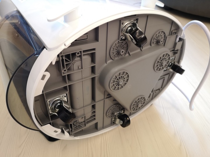 我的開箱文 LG 變頻除濕機 MD171QSK1