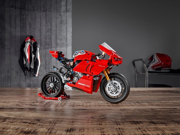 【海外快訊】DUCATI Panigale V4R 樂高版來了!LEGO Technic #42107 八月上市!