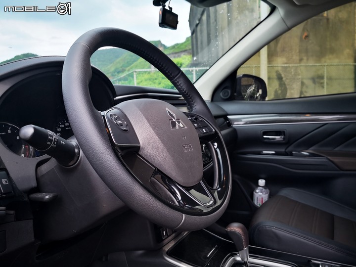 純粹分享Mitsubishi Outlander(純圖)4