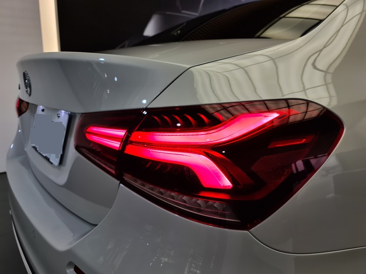 點我看大圖 賓士新車陪同交車記錄 A200 Sedan & CLA200 Shooting Brake