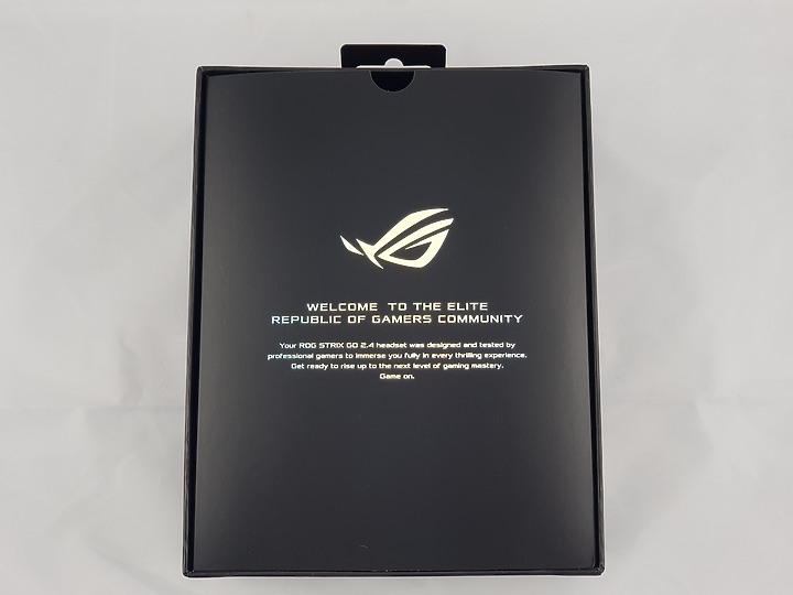 【小亞開箱】ASUS ROG STRIX GO 2.4 無線遊戲耳機評測–AI 降噪麥克風與低延遲王者