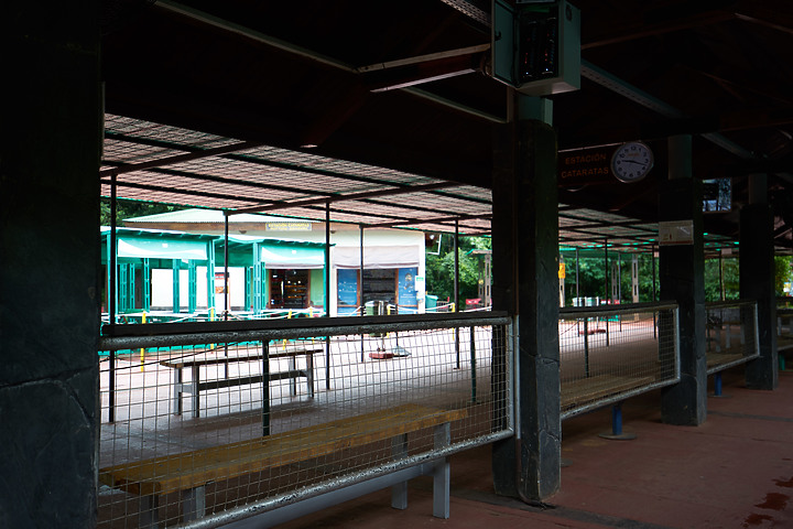 【外星貓遊地球】慶祝世界地球日50周年，一起喚起大家對地球環境保護的重視！（阿根廷－伊瓜蘇瀑布）