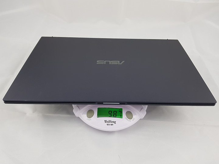 「小亞開箱」ASUS B9450F 極輕．疾快展現商務該有的風格
