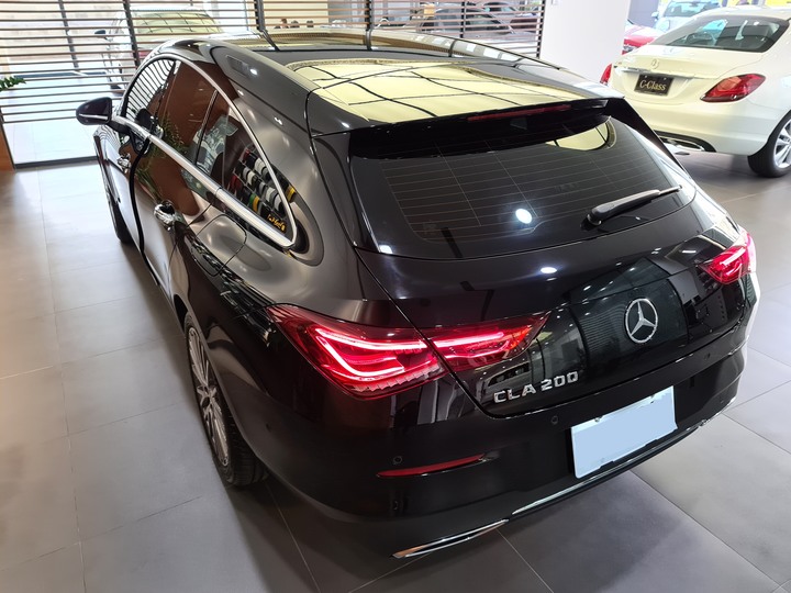 點我看大圖 賓士新車陪同交車記錄 A200 Sedan & CLA200 Shooting Brake