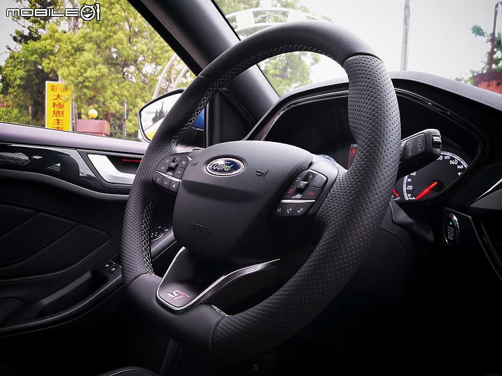 純粹分享Ford Focus ST(純圖)
