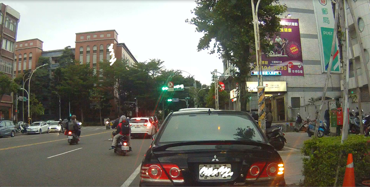 最近想換行車紀錄器，不知各位大大有何推薦?
