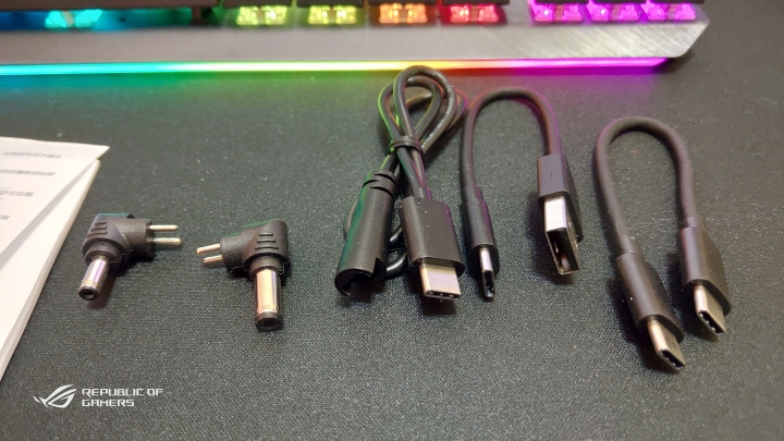 【ROG Chariot RGB SL300C】RGB電競椅（簡單開箱）
