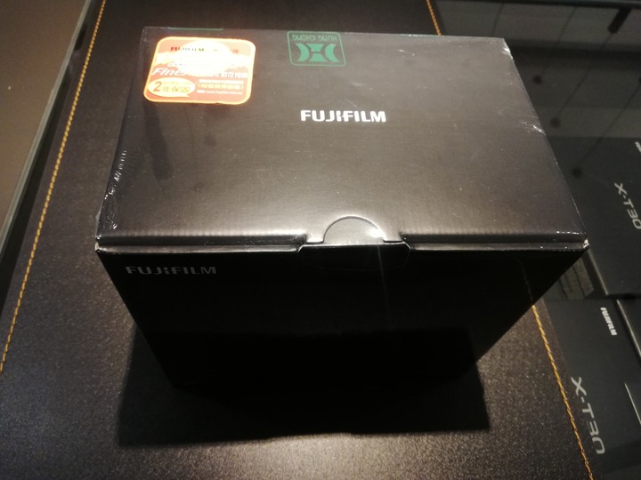 XT4公司貨  不專業簡易開箱