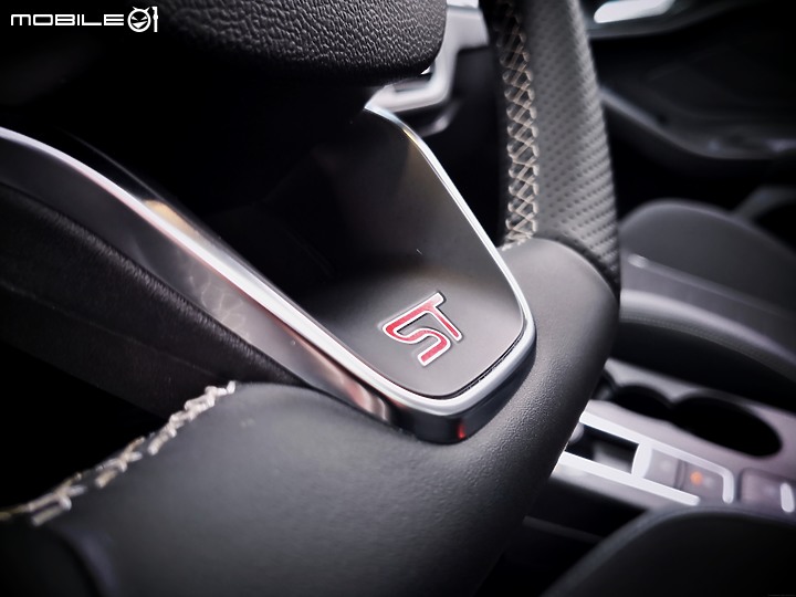 純粹分享Ford Focus ST(純圖)