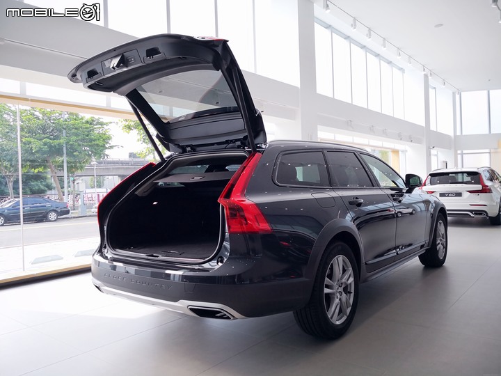 純粹分享Volvo V90 CC(純圖)