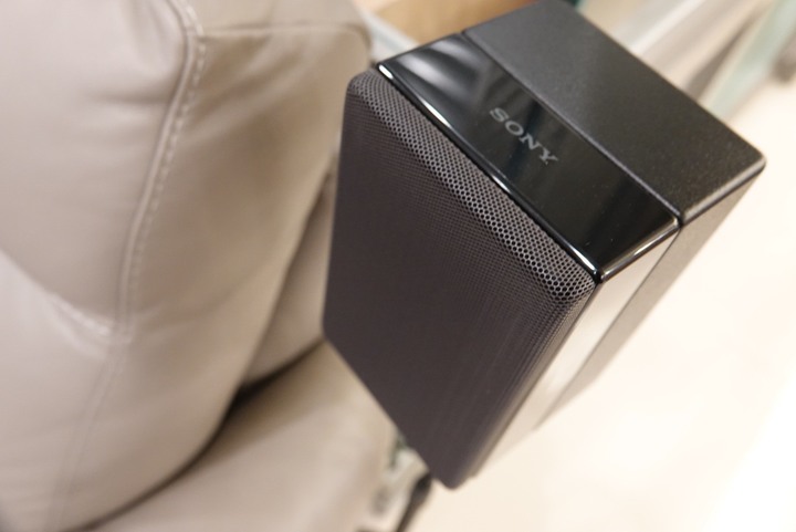 不上電影院就讓家成為影廳: Sony HT-Z9F+SA-Z9R開箱