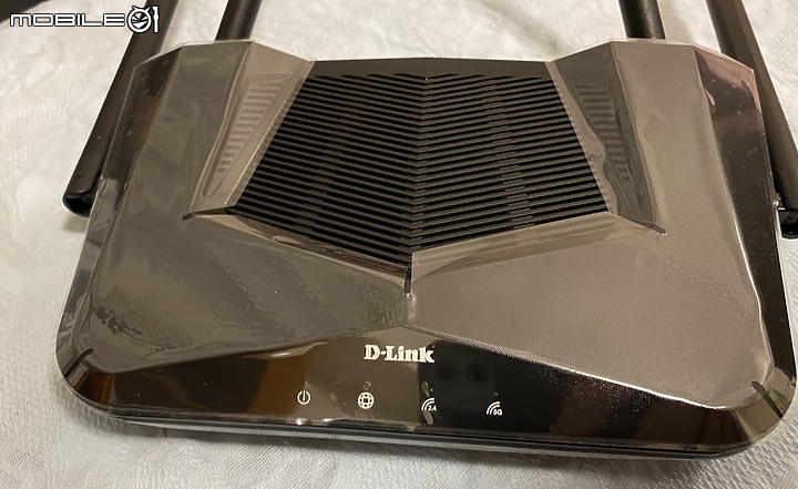家用入門級 WiFi-6 AX 路由器 D-Link DIR-X1560 開箱