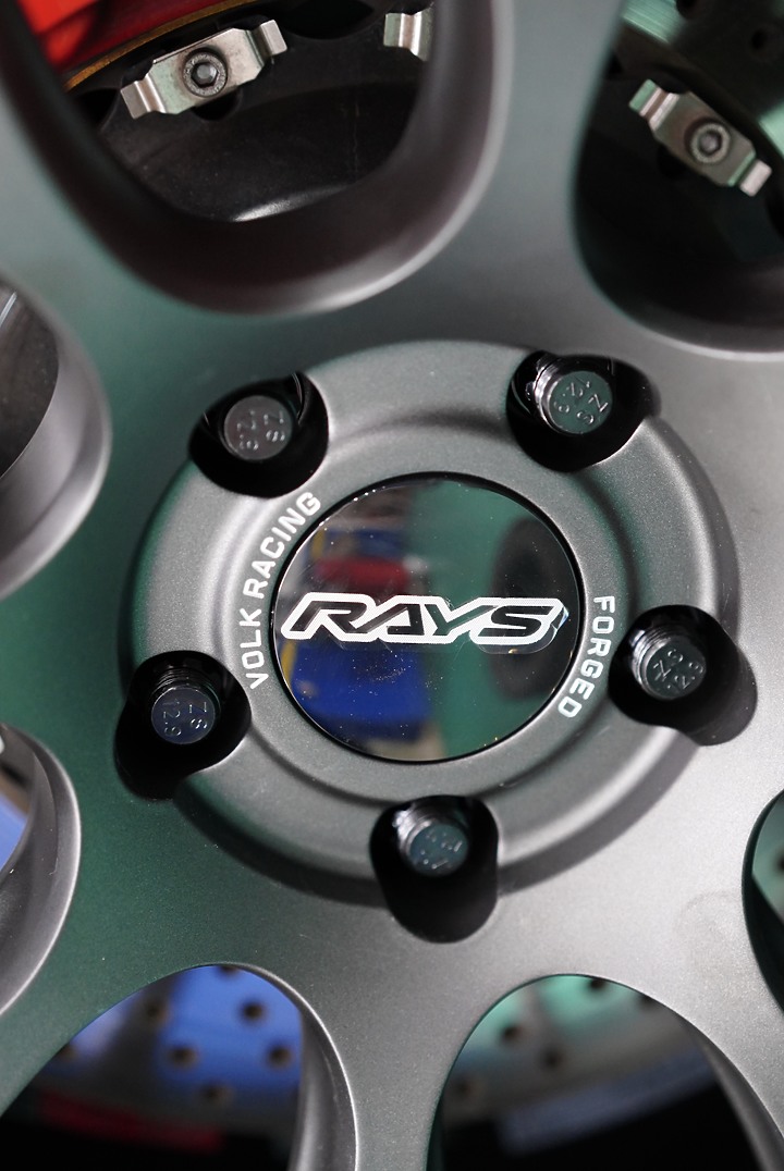 點我看大圖 【開箱】 RAYS G16 MK色 鍛造鋁圈 FOR W205 C300